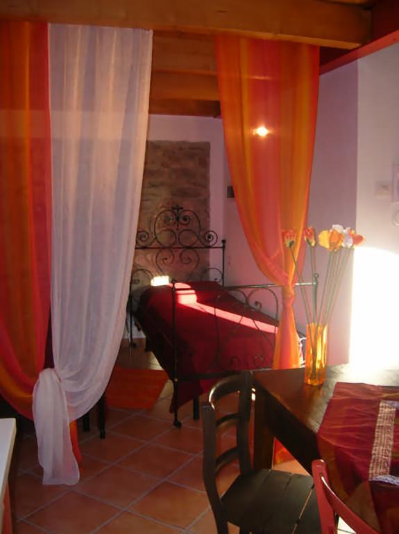 Appartamenti Ca Di Pom Omegna Zimmer foto